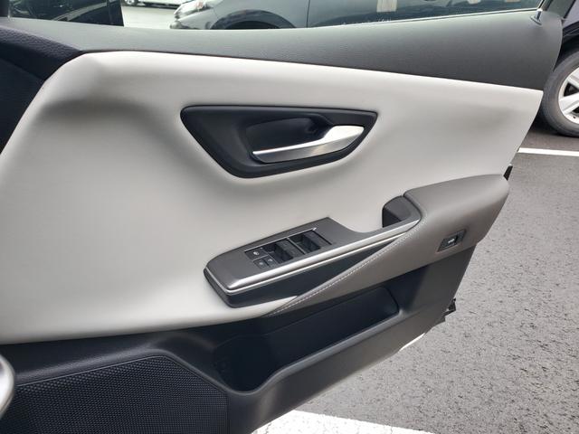 TOYOTA CROWN HYBRID S