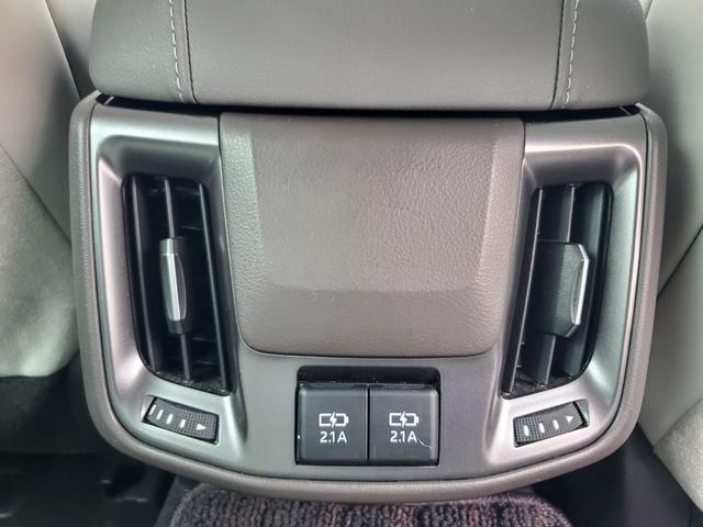 TOYOTA CROWN HYBRID S