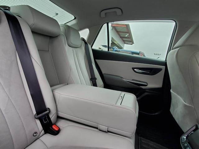 TOYOTA CROWN HYBRID S