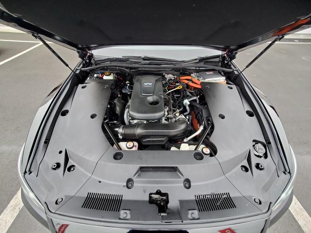 TOYOTA CROWN HYBRID S