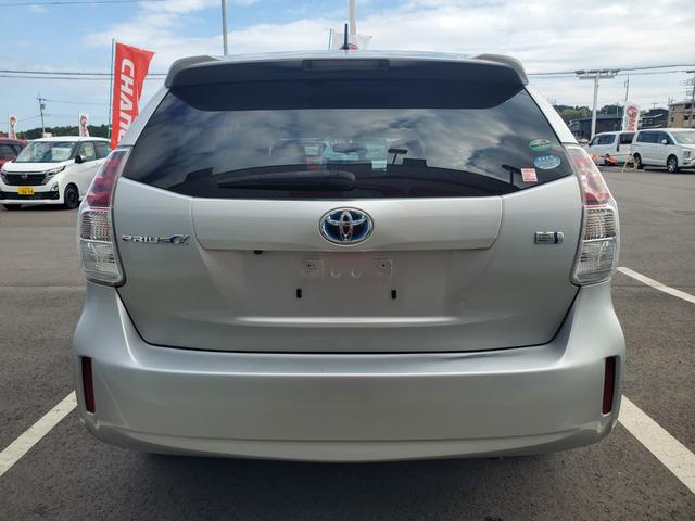 TOYOTA PRIUS ALPHA S