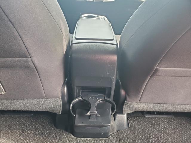 TOYOTA PRIUS ALPHA S