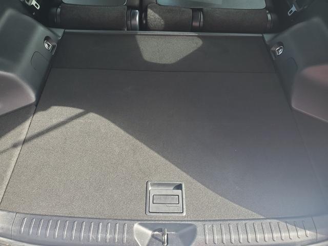 TOYOTA PRIUS ALPHA S