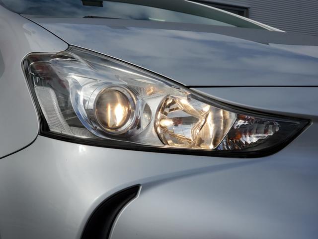 TOYOTA PRIUS ALPHA S