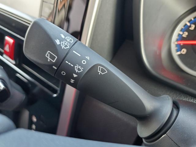 ルーミー カスタムＧ　ナビ　ワンセグ　バックカメラ　ＥＴＣ　Ｂｌｕｅｔｏｏｔｈ　ＣＤ　両側電動スライドドア　クルーズコントロール　アイドリングストップ　コーナーセンサー　シートヒーター　純正１４インチＡＷ　スマートキー（26枚目）