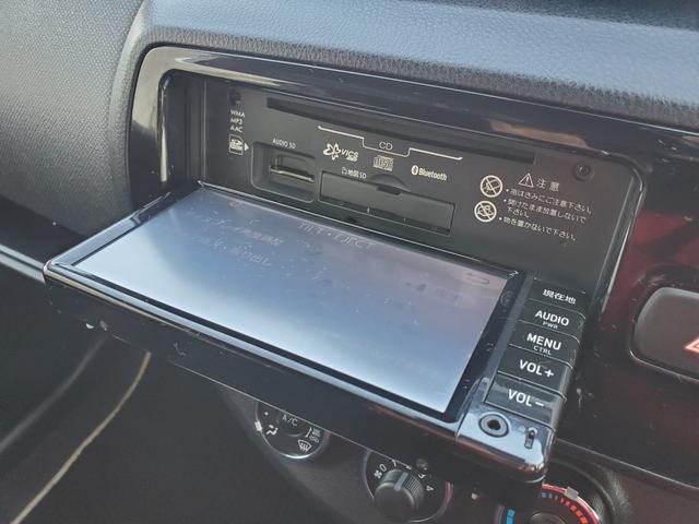 TOYOTA VITZ 1.0F LED EDITION