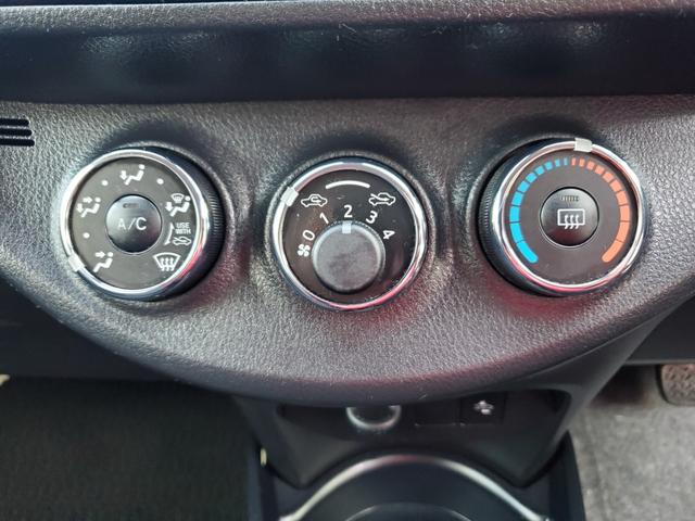 TOYOTA VITZ 1.0F LED EDITION