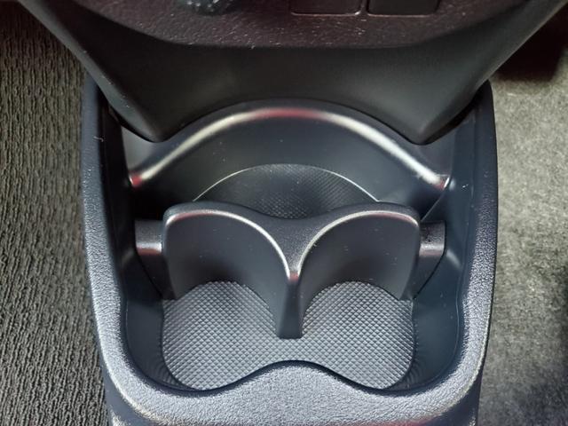 TOYOTA VITZ 1.0F LED EDITION