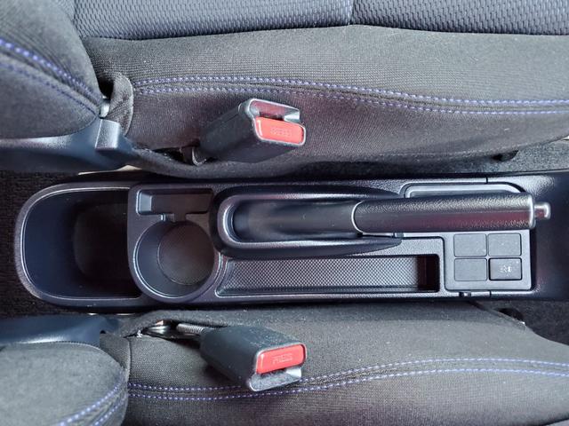 TOYOTA VITZ 1.0F LED EDITION