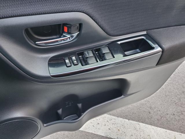 TOYOTA VITZ 1.0F LED EDITION