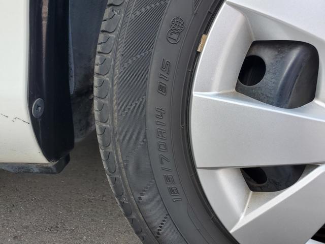 TOYOTA VITZ 1.0F LED EDITION