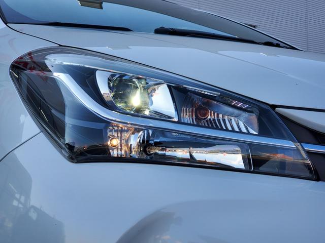 TOYOTA VITZ 1.0F LED EDITION