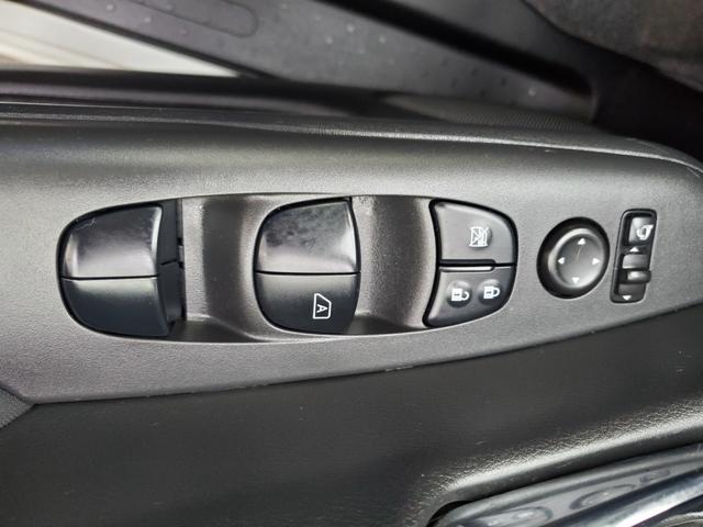 セレナ ハイウェイスターＶ　ナビ　フルセグ　バックカメラ　ＥＴＣ　Ｂｌｕｅｔｏｏｔｈ　ＣＤ／ＤＶＤ　Ｂｌｕ－ｒａｙ　ドラレコ前　両側電動スライドドア　後席モニター　クルーズコントロール　アイドリングストップ　ＬＥＤヘッドライト（32枚目）