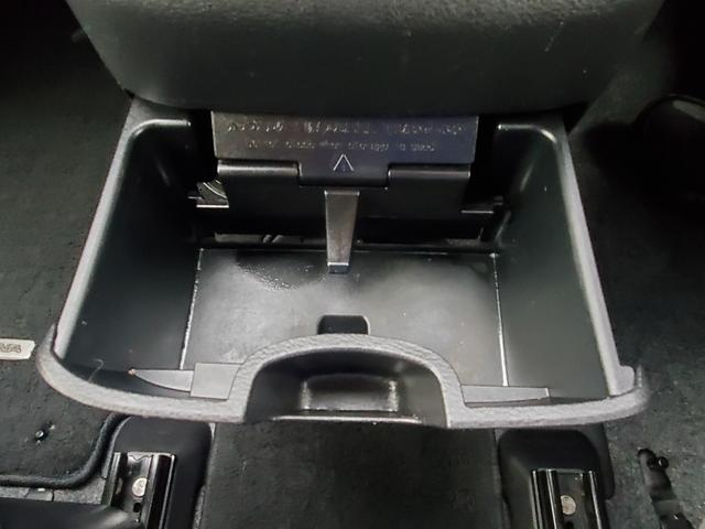 セレナ ハイウェイスターＶ　ナビ　フルセグ　バックカメラ　ＥＴＣ　Ｂｌｕｅｔｏｏｔｈ　ＣＤ／ＤＶＤ　Ｂｌｕ－ｒａｙ　ドラレコ前　両側電動スライドドア　後席モニター　クルーズコントロール　アイドリングストップ　ＬＥＤヘッドライト（37枚目）