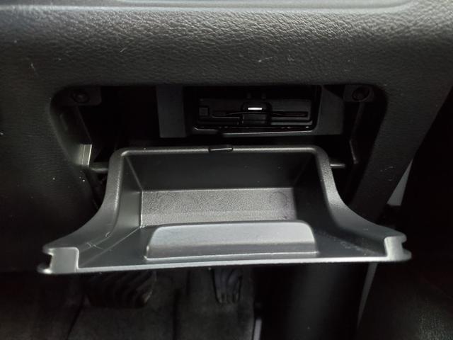 セレナ ハイウェイスターＶ　ナビ　フルセグ　バックカメラ　ＥＴＣ　Ｂｌｕｅｔｏｏｔｈ　ＣＤ／ＤＶＤ　Ｂｌｕ－ｒａｙ　ドラレコ前　両側電動スライドドア　後席モニター　クルーズコントロール　アイドリングストップ　ＬＥＤヘッドライト（39枚目）