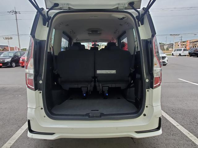 セレナ ハイウェイスターＶ　ナビ　フルセグ　バックカメラ　ＥＴＣ　Ｂｌｕｅｔｏｏｔｈ　ＣＤ／ＤＶＤ　Ｂｌｕ－ｒａｙ　ドラレコ前　両側電動スライドドア　後席モニター　クルーズコントロール　アイドリングストップ　ＬＥＤヘッドライト（51枚目）