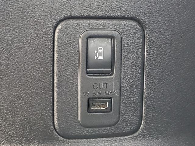 セレナ ハイウェイスターＶ　ナビ　フルセグ　バックカメラ　ＥＴＣ　Ｂｌｕｅｔｏｏｔｈ　ＣＤ／ＤＶＤ　Ｂｌｕ－ｒａｙ　ドラレコ前　両側電動スライドドア　後席モニター　クルーズコントロール　アイドリングストップ　ＬＥＤヘッドライト（56枚目）