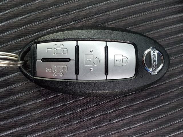 セレナ ハイウェイスターＶ　ナビ　フルセグ　バックカメラ　ＥＴＣ　Ｂｌｕｅｔｏｏｔｈ　ＣＤ／ＤＶＤ　Ｂｌｕ－ｒａｙ　ドラレコ前　両側電動スライドドア　後席モニター　クルーズコントロール　アイドリングストップ　ＬＥＤヘッドライト（67枚目）