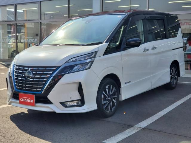 セレナ e-パワー ハイウェイスターV 純正ナビ フルセグTV アラウンドビューモニター CD/DVD ETC 両側パワースライドドア ドライブレコーダー前後 LEDヘッドライト フォグランプ コーナーセンサー プロパイロット(3枚目)