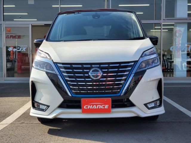 セレナ e-パワー ハイウェイスターV 純正ナビ フルセグTV アラウンドビューモニター CD/DVD ETC 両側パワースライドドア ドライブレコーダー前後 LEDヘッドライト フォグランプ コーナーセンサー プロパイロット(4枚目)