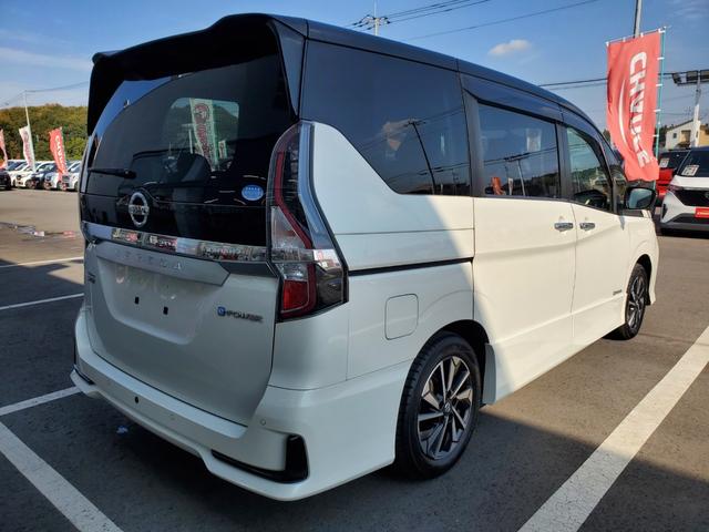 セレナ e-パワー ハイウェイスターV 純正ナビ フルセグTV アラウンドビューモニター CD/DVD ETC 両側パワースライドドア ドライブレコーダー前後 LEDヘッドライト フォグランプ コーナーセンサー プロパイロット(7枚目)