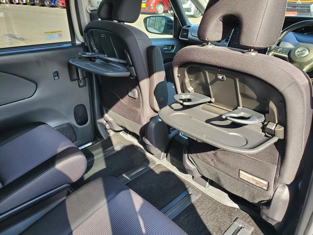 セレナ e-パワー ハイウェイスターV 純正ナビ フルセグTV アラウンドビューモニター CD/DVD ETC 両側パワースライドドア ドライブレコーダー前後 LEDヘッドライト フォグランプ コーナーセンサー プロパイロット(14枚目)