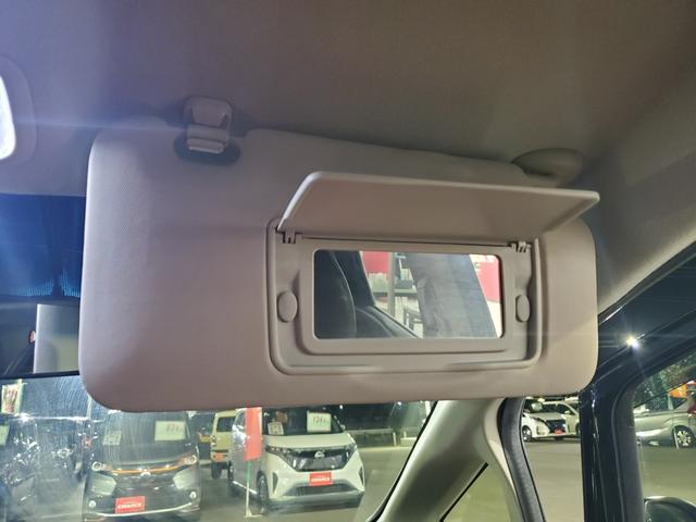 ☆キズやヘコミも☆　　ぶつけてしまった！ぶつけられちゃった！そんなときも大丈夫！自社鈑金工場も完備しています！自社工場だからこそ出来る丁寧な作業、納得の価格、もしもの時の対応もお任せ下さい！