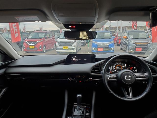 ＭＡＺＤＡ３セダン ２０Ｓプロアクティブ　ナビ　Ｂｌｕｅｔｏｏｔｈ　ＵＳＢ　バックカメラ　ＥＴＣ　クルーズコントロール　コーナーセンサー　オートライト　ＬＥＤヘッドライト　スマートキー　電動格納ミラー　１８インチアルミホイール（21枚目）