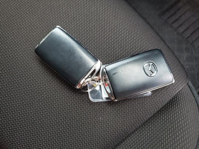 ＭＡＺＤＡ３セダン ２０Ｓプロアクティブ　ナビ　Ｂｌｕｅｔｏｏｔｈ　ＵＳＢ　バックカメラ　ＥＴＣ　クルーズコントロール　コーナーセンサー　オートライト　ＬＥＤヘッドライト　スマートキー　電動格納ミラー　１８インチアルミホイール（44枚目）