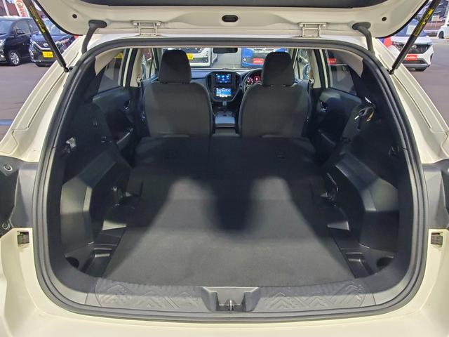 インプレッサ ST ナビ バックカメラ ETC Bluetooth接続 アイドリングストップ クルーズコントロール LEDヘッドライト プリクラッシュブレーキ 純正17インチアルミホイール スマートキー(22枚目)