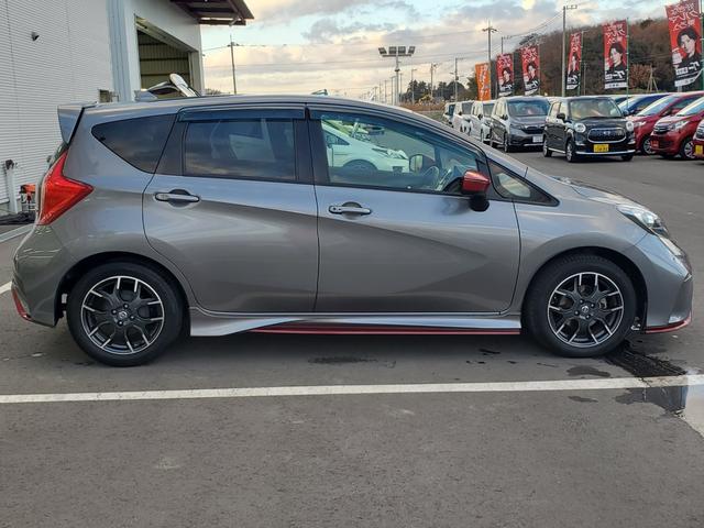 ノート ニスモ ナビ フルセグ CD DVD Bluetooth接続 バックカメラ ETC 前ドライブレコーダー 電動格納ミラー ワンオーナー スマートキー LEDヘッドライト(6枚目)