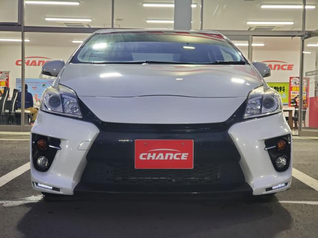 プリウス Sツーリングセレクション・G’s ナビ フルセグ バックカメラ ETC HIDヘッドライト 電動格納ミラー スマートキー(4枚目)