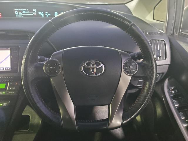 プリウス Sツーリングセレクション・G’s ナビ フルセグ バックカメラ ETC HIDヘッドライト 電動格納ミラー スマートキー(16枚目)