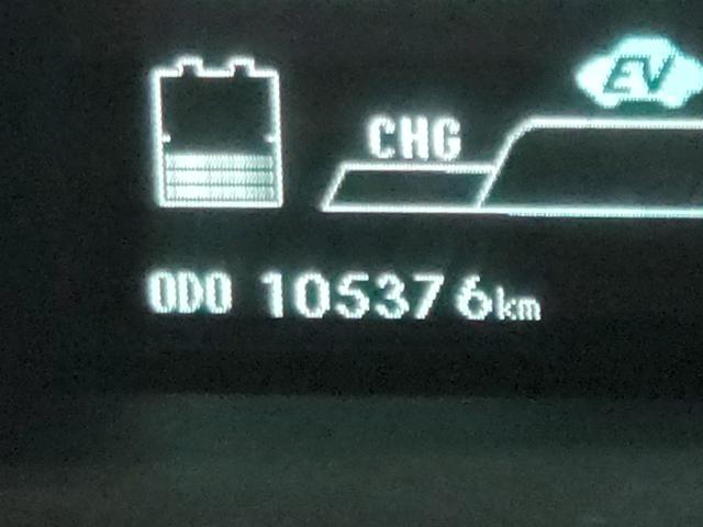 プリウス Sツーリングセレクション・G’s ナビ フルセグ バックカメラ ETC HIDヘッドライト 電動格納ミラー スマートキー(18枚目)