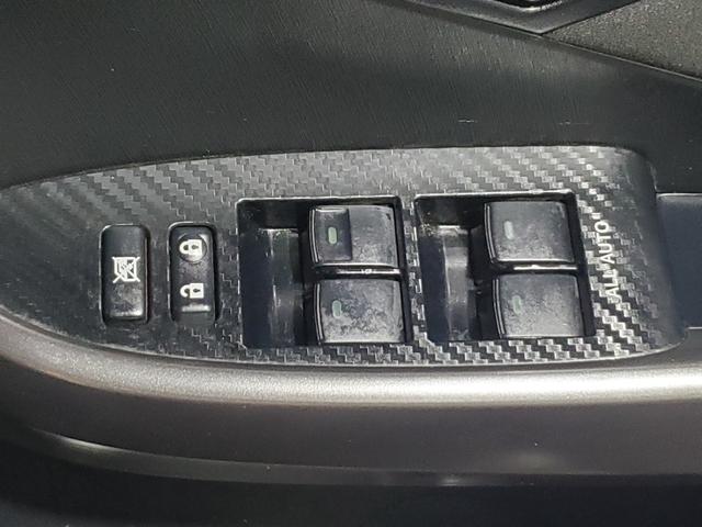 プリウス Sツーリングセレクション・G’s ナビ フルセグ バックカメラ ETC HIDヘッドライト 電動格納ミラー スマートキー(32枚目)