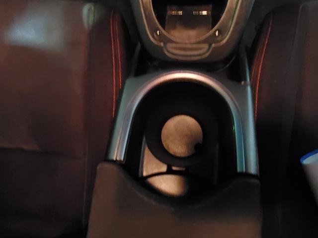 プリウス Sツーリングセレクション・G’s ナビ フルセグ バックカメラ ETC HIDヘッドライト 電動格納ミラー スマートキー(41枚目)