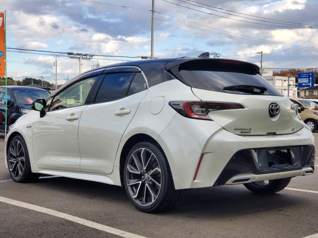 カローラスポーツ ハイブリッドＧ　Ｚ　純正ディスプレイオーディオ　Ｂｌｕｅｔｏｏｔｈ　ＵＳＢ　バックカメラ　ＥＴＣ　クルーズコントロール　前席シートヒーター　ステアリングヒーター　ＬＥＤヘッドライト　　スマートキー（9枚目）