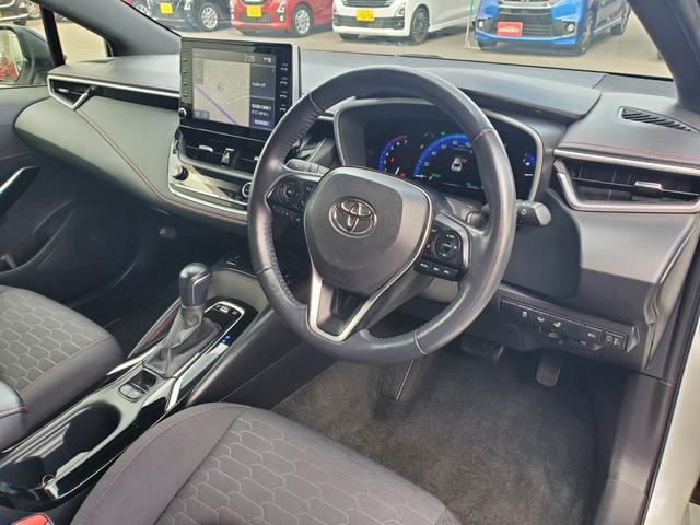 カローラスポーツ ハイブリッドＧ　Ｚ　純正ディスプレイオーディオ　Ｂｌｕｅｔｏｏｔｈ　ＵＳＢ　バックカメラ　ＥＴＣ　クルーズコントロール　前席シートヒーター　ステアリングヒーター　ＬＥＤヘッドライト　　スマートキー（11枚目）