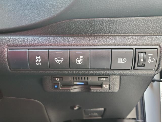 カローラスポーツ ハイブリッドＧ　Ｚ　純正ディスプレイオーディオ　Ｂｌｕｅｔｏｏｔｈ　ＵＳＢ　バックカメラ　ＥＴＣ　クルーズコントロール　前席シートヒーター　ステアリングヒーター　ＬＥＤヘッドライト　　スマートキー（27枚目）