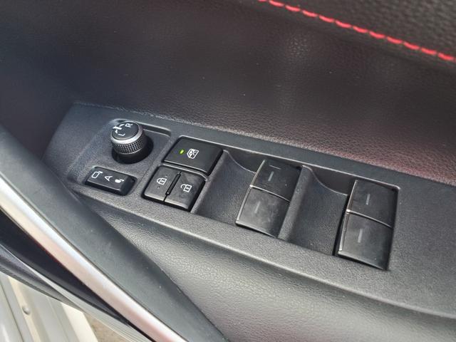 カローラスポーツ ハイブリッドＧ　Ｚ　純正ディスプレイオーディオ　Ｂｌｕｅｔｏｏｔｈ　ＵＳＢ　バックカメラ　ＥＴＣ　クルーズコントロール　前席シートヒーター　ステアリングヒーター　ＬＥＤヘッドライト　　スマートキー（28枚目）
