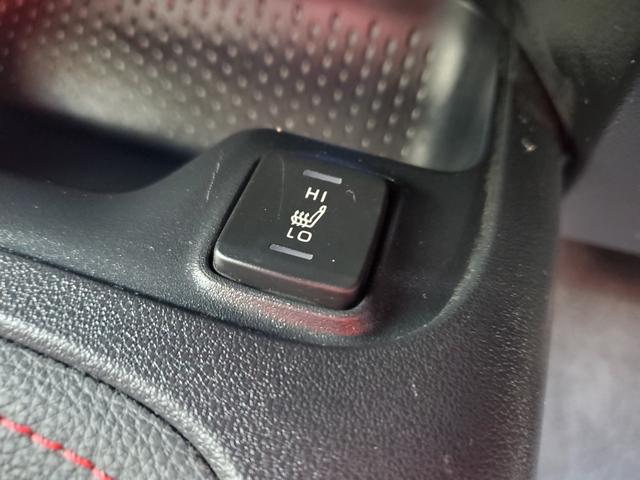 カローラスポーツ ハイブリッドＧ　Ｚ　純正ディスプレイオーディオ　Ｂｌｕｅｔｏｏｔｈ　ＵＳＢ　バックカメラ　ＥＴＣ　クルーズコントロール　前席シートヒーター　ステアリングヒーター　ＬＥＤヘッドライト　　スマートキー（29枚目）