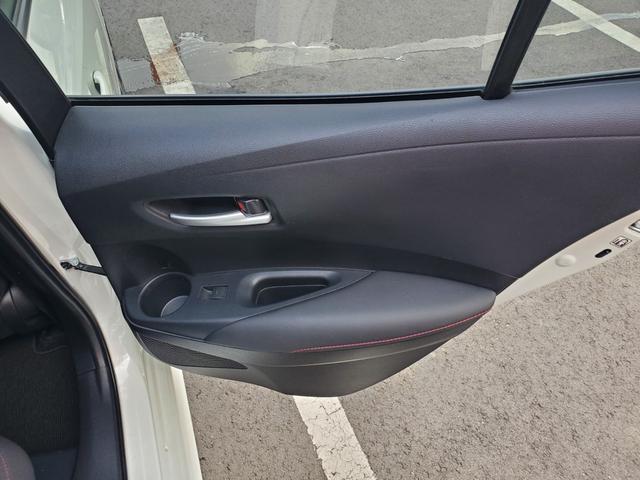 カローラスポーツ ハイブリッドＧ　Ｚ　純正ディスプレイオーディオ　Ｂｌｕｅｔｏｏｔｈ　ＵＳＢ　バックカメラ　ＥＴＣ　クルーズコントロール　前席シートヒーター　ステアリングヒーター　ＬＥＤヘッドライト　　スマートキー（45枚目）