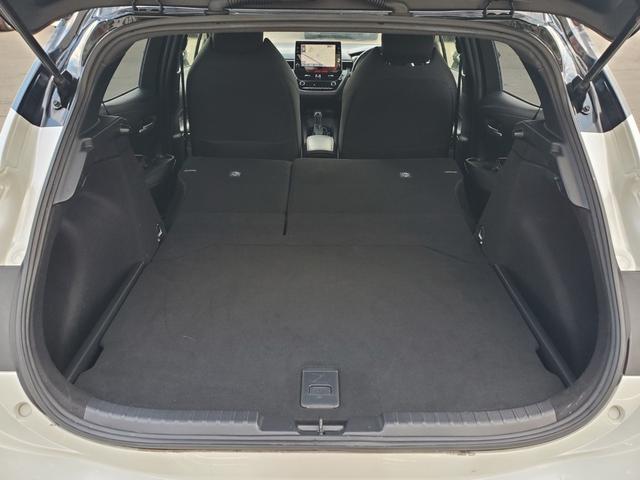 カローラスポーツ ハイブリッドＧ　Ｚ　純正ディスプレイオーディオ　Ｂｌｕｅｔｏｏｔｈ　ＵＳＢ　バックカメラ　ＥＴＣ　クルーズコントロール　前席シートヒーター　ステアリングヒーター　ＬＥＤヘッドライト　　スマートキー（50枚目）