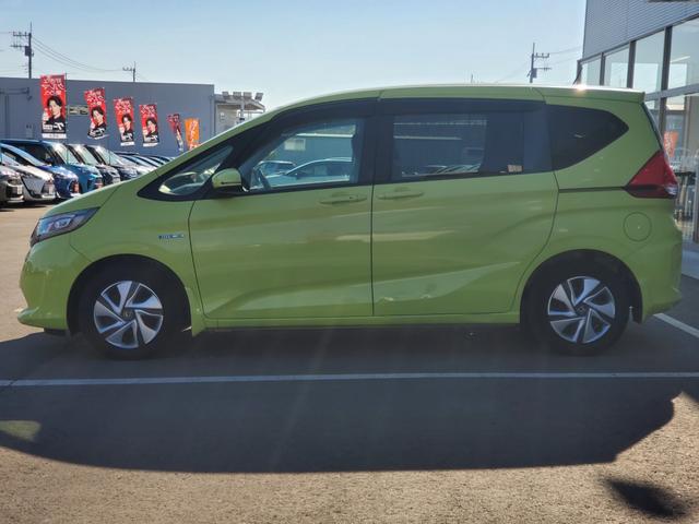 フリードハイブリッド ハイブリッド・Gホンダセンシング ナビ フルセグ CD DVD Bluetooth バックカメラ ETC 両側パワースライドドア クルーズコントロール LEDヘッドライト スマートキー 電動格納ミラー(10枚目)