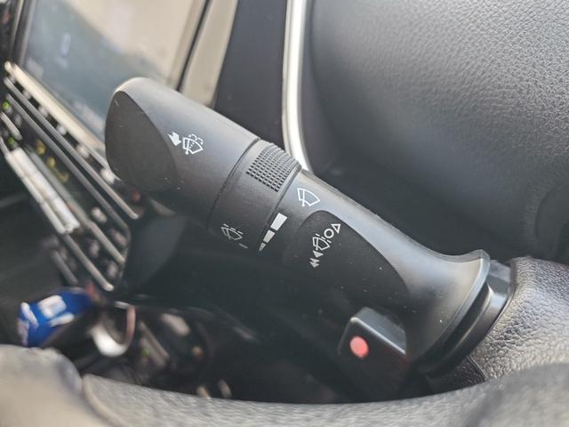 プリウスPHV Sセーフティプラス ナビ フルセグ CD DVD Bluetooth バックカメラ ETC クルーズコントロール 前席シートヒーター ステアリングヒーター 前ドライブレコーダー LEDヘッドライト モデリスタエアロ(36枚目)