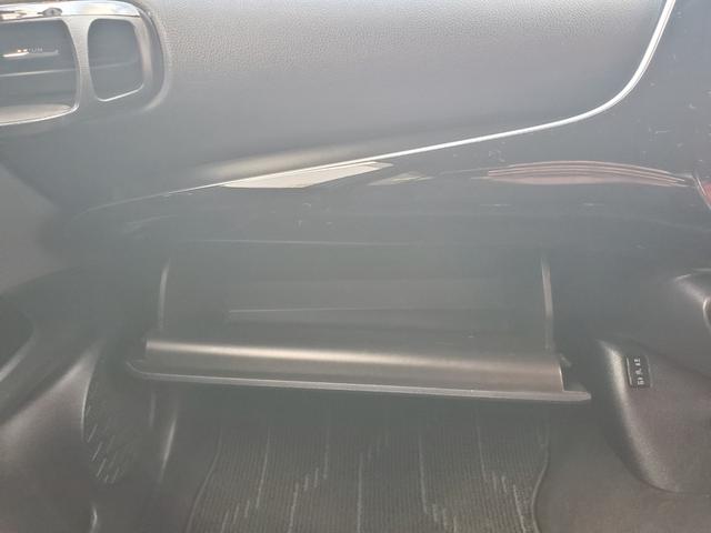 プリウスPHV Sセーフティプラス ナビ フルセグ CD DVD Bluetooth バックカメラ ETC クルーズコントロール 前席シートヒーター ステアリングヒーター 前ドライブレコーダー LEDヘッドライト モデリスタエアロ(42枚目)