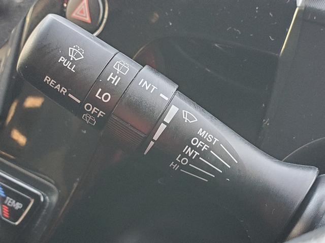 アクア Ｇ　ＧＲスポーツ　雹害車　社外ナビ　バックカメラ　社外アルミ　ドライブレコーダー　ＥＴＣ　ＬＥＤヘッドライト　オートライト　ＵＳＢ　Ｂｌｕｅｔｏｏｔｈ　フルセグＴＶ　ＣＤ　ＤＶＤ　スマートキー　クルコン（23枚目）