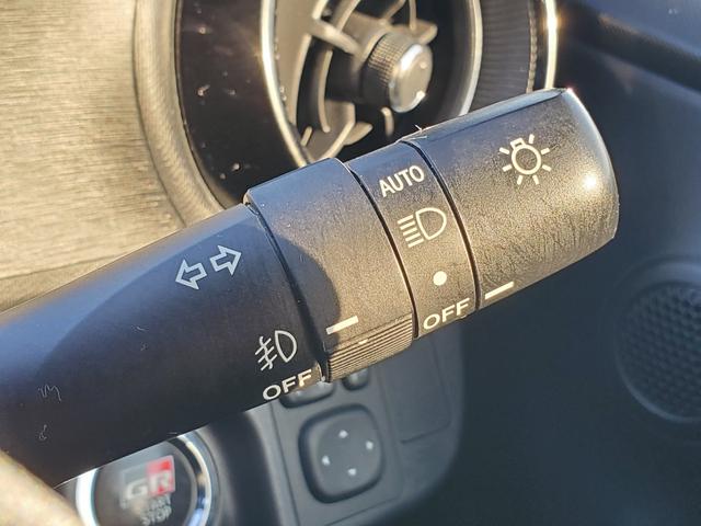 アクア Ｇ　ＧＲスポーツ　雹害車　社外ナビ　バックカメラ　社外アルミ　ドライブレコーダー　ＥＴＣ　ＬＥＤヘッドライト　オートライト　ＵＳＢ　Ｂｌｕｅｔｏｏｔｈ　フルセグＴＶ　ＣＤ　ＤＶＤ　スマートキー　クルコン（24枚目）