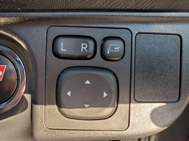 アクア Ｇ　ＧＲスポーツ　雹害車　社外ナビ　バックカメラ　社外アルミ　ドライブレコーダー　ＥＴＣ　ＬＥＤヘッドライト　オートライト　ＵＳＢ　Ｂｌｕｅｔｏｏｔｈ　フルセグＴＶ　ＣＤ　ＤＶＤ　スマートキー　クルコン（28枚目）