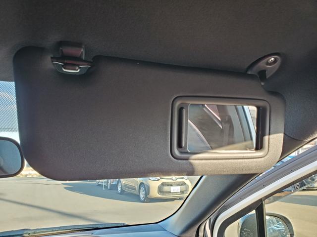 アクア Ｇ　ＧＲスポーツ　雹害車　社外ナビ　バックカメラ　社外アルミ　ドライブレコーダー　ＥＴＣ　ＬＥＤヘッドライト　オートライト　ＵＳＢ　Ｂｌｕｅｔｏｏｔｈ　フルセグＴＶ　ＣＤ　ＤＶＤ　スマートキー　クルコン（39枚目）